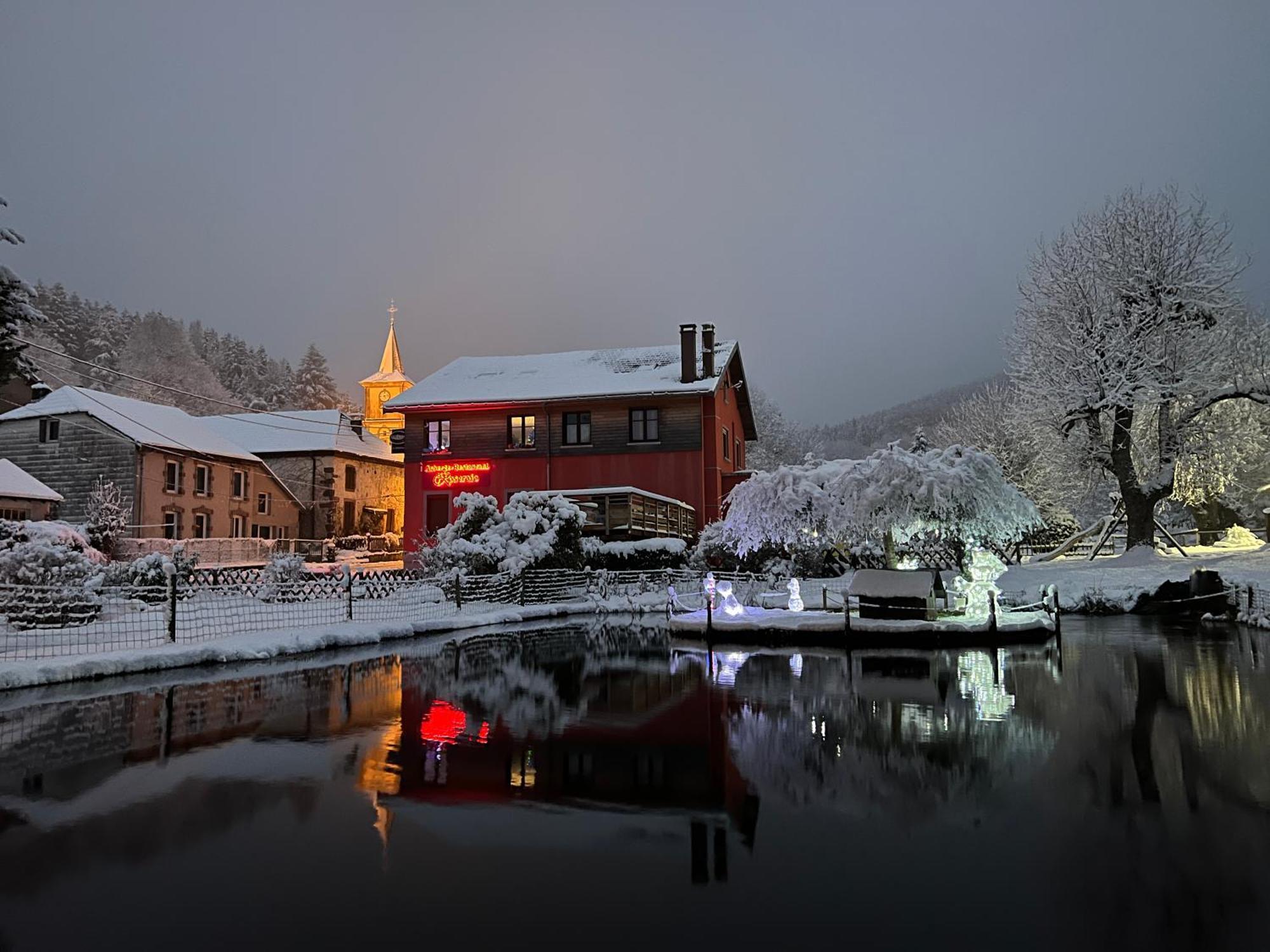 Auberge Restaurant La Roseraie Grandrupt Eksteriør billede