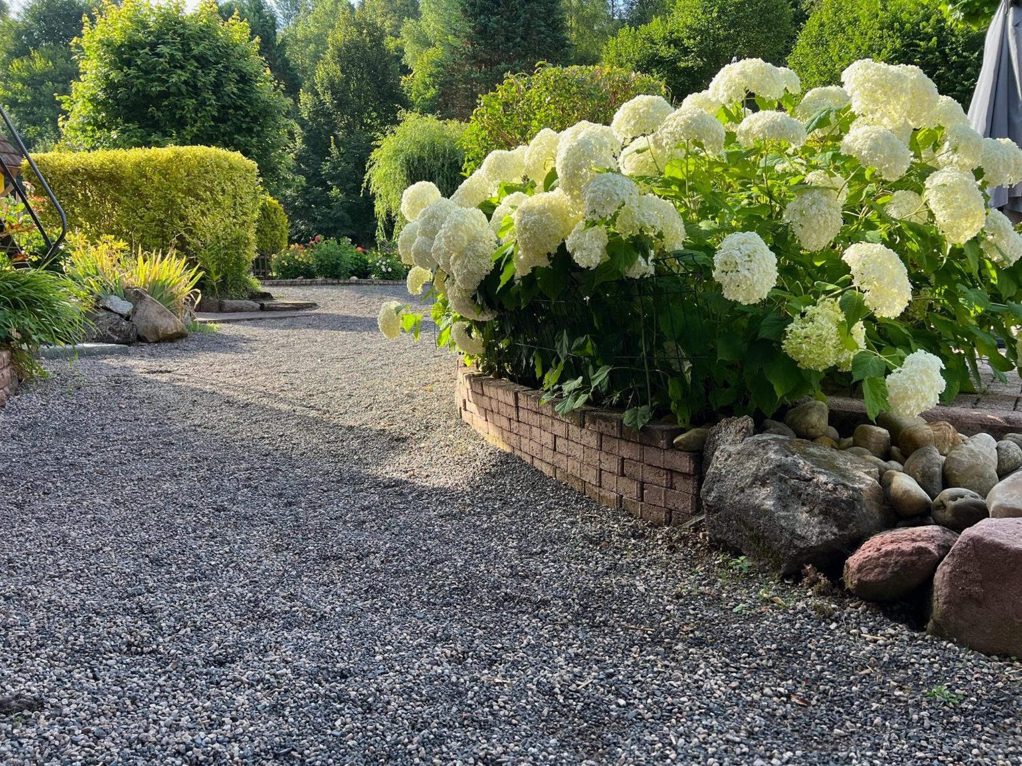 Auberge Restaurant La Roseraie Grandrupt Eksteriør billede