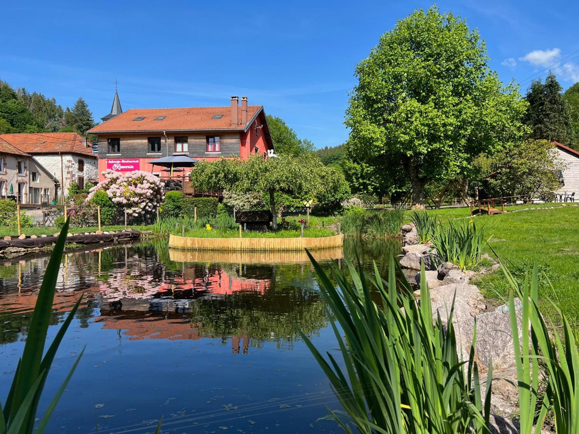 Auberge Restaurant La Roseraie Grandrupt Eksteriør billede
